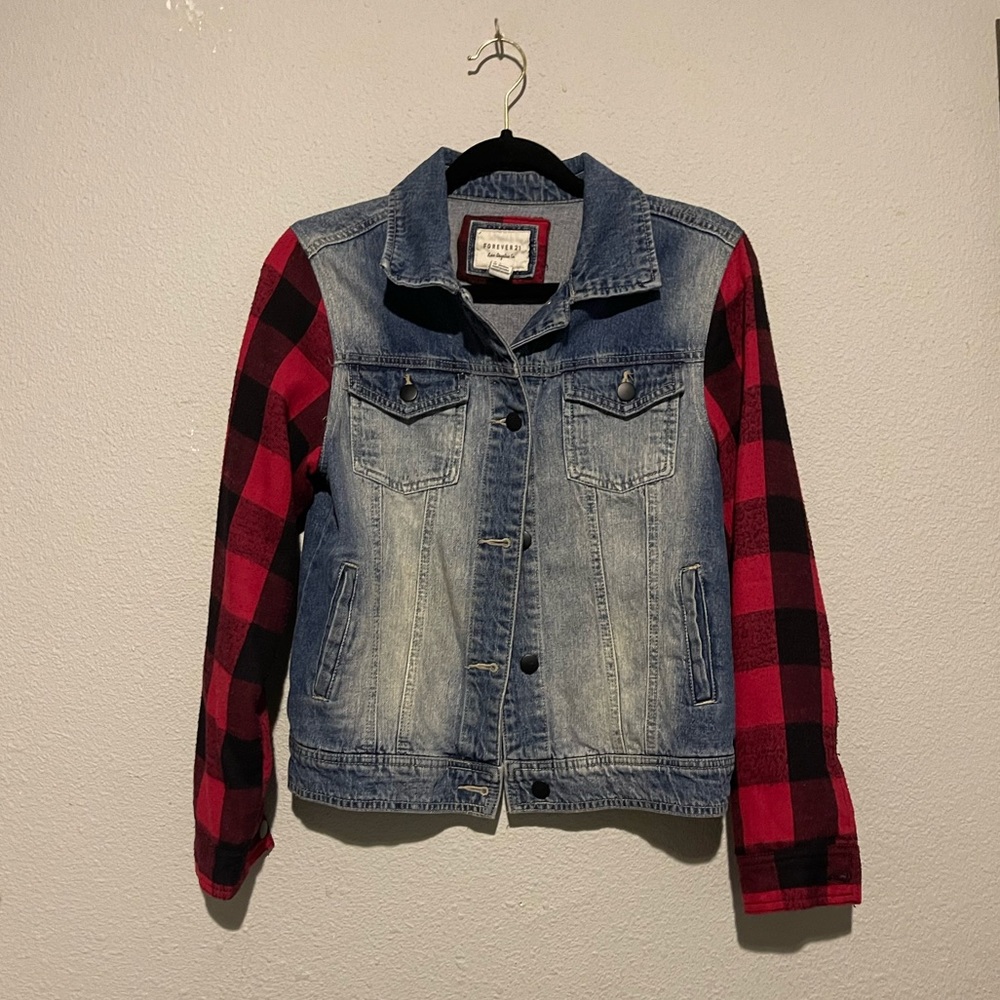 Adorable Buffalo Sleeves Jean Jacket